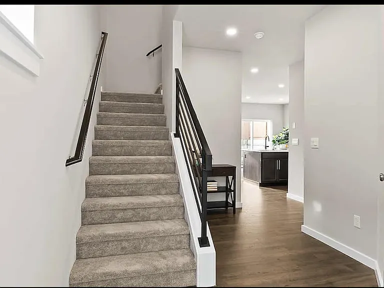 14504 2nd Dr SE — Photo 2