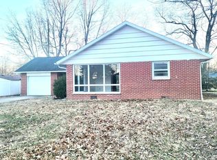 2103 W Sunset Dr, Carbondale, IL 62901