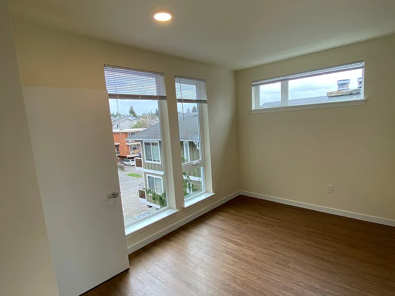 1439 NW 60th St #302BALLARD — Photo 7