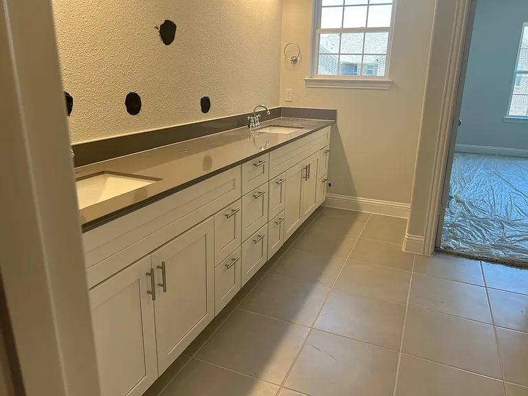 588 Hutchinson Ln — Photo 16