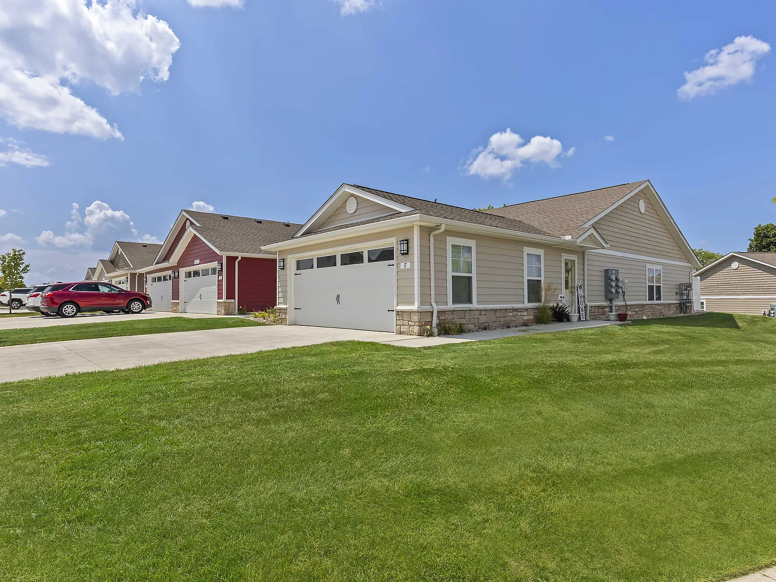Redwood Miamisburg — Photo 1