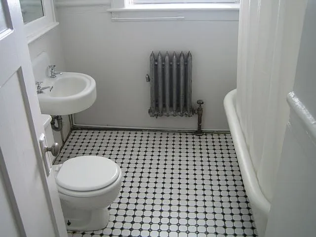 Phillips Manor — Photo 15