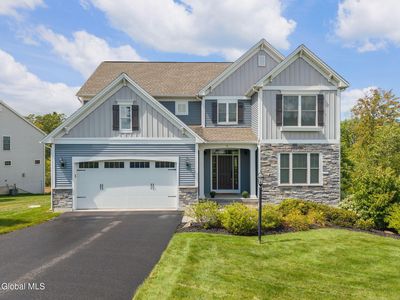 4 Stuart Drive, Clifton Park, NY, 12118