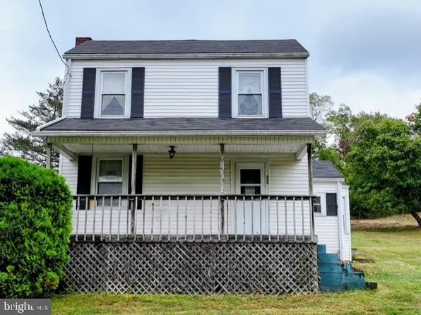 826 Recreational Dr, Hopewell, PA 16650