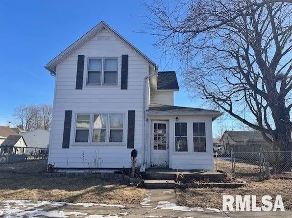 2223 N 6th St, Clinton, IA 52732