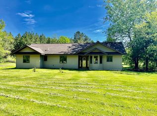 20300 River Rd, Grand Rapids, MN 55744