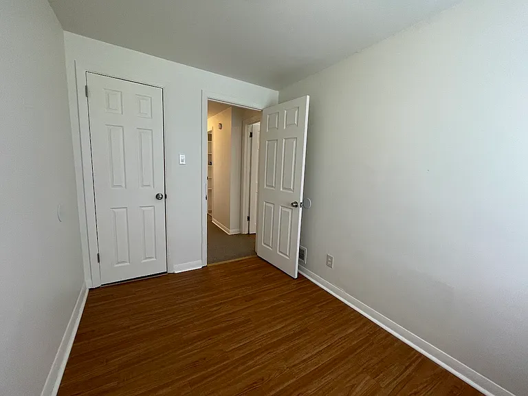 Back right bedroom