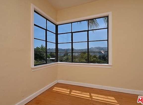 4th image of 3374 Blair Dr