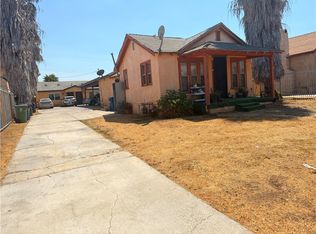 1052 W 106th St, Los Angeles, CA 90044