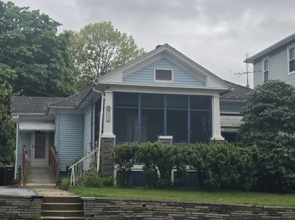 523 Ballou St, Woonsocket, RI 02895