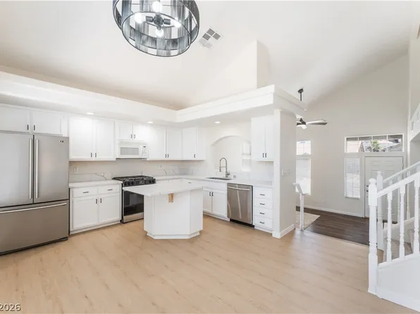 8872 Chapman Point, Las Vegas, NV 89129