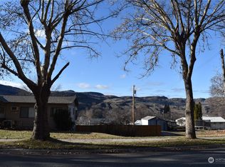 1129 Tilmus St, Coulee Dam, WA 99116