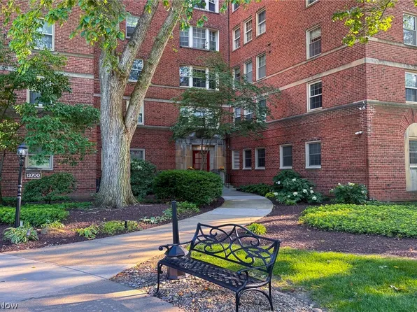 13700 Shaker Blvd APT 709, Cleveland, OH 44120