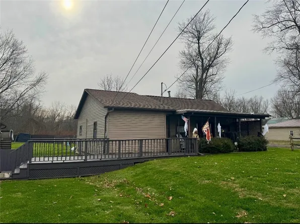 418 Milton St, Elmira, NY 14904