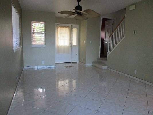 3rd image of 75-6122 Hoomama St