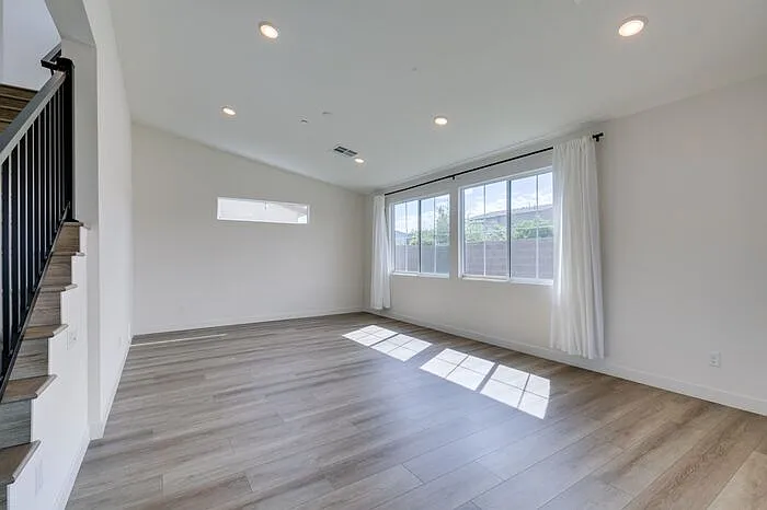 759 Faircliff Ct — Photo 6