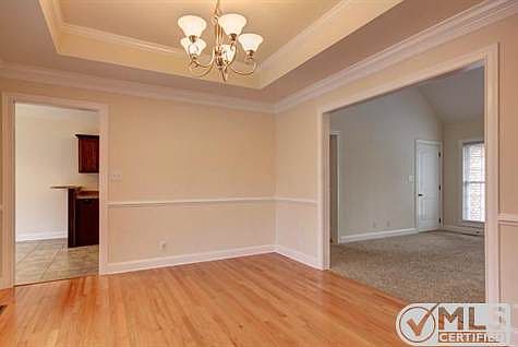 5th image of 153 Enclave Ct