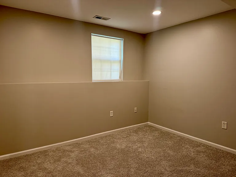 28 Abby Rd — Photo 15