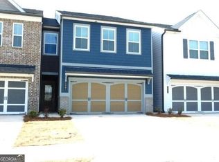 5361 Melbourne Ln, Flowery Branch, GA 30542