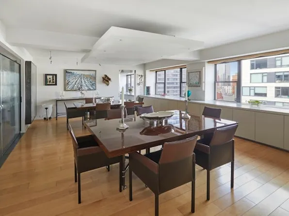 510 East 86th Street image 5 of 15