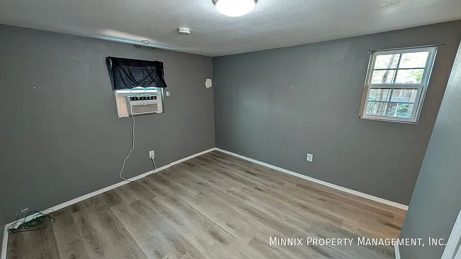2005 22nd St. Rear | 1 Bedroom 1 Bath House For Rent In Lubbock — Photo 4