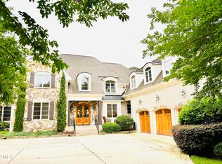 5205 Newstead Manor Ln, Raleigh, NC 27606