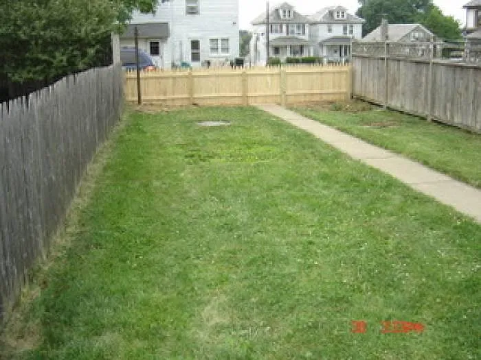 268 Bates St — Photo 6