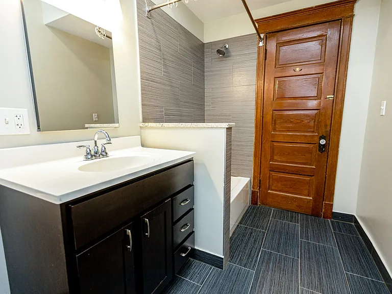 3335 W. Dickens Ave - 2047 N. Kimball Ave. — Photo 10