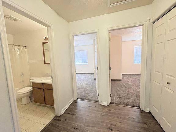 5th image of 1469 N Cedar Blvd