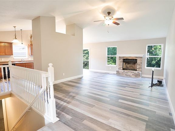 3rd image of 10008 Middleton Way