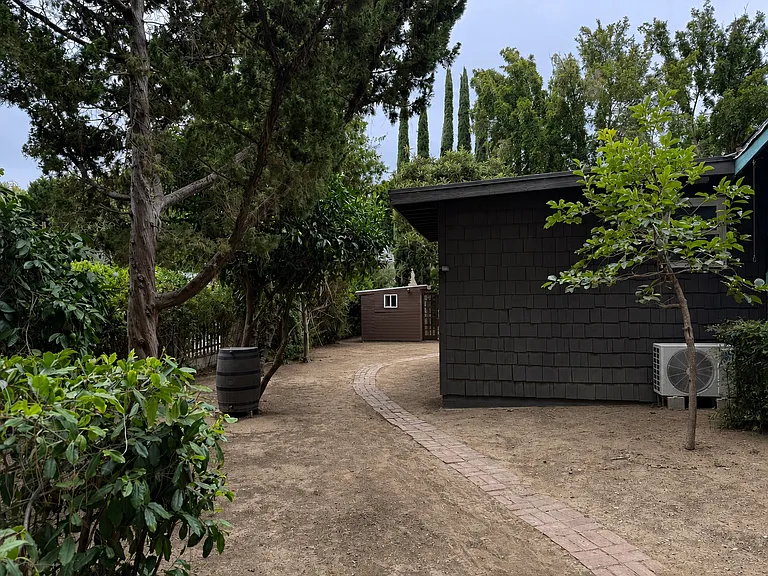 7945 Caldwell Ave #B — Photo 4
