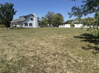 405 Neipswah Ave, Rantoul, IL 61866