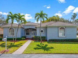 2570 SE 4th Place, Homestead, FL 33033