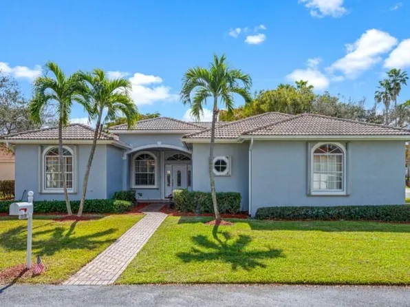 2570 SE 4th Place, Homestead, FL 33033