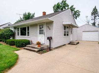 906 Lehnertz Ave, Aurora, IL 60505