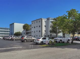 4050 NW 42nd Ave APT 319, Fort Lauderdale, FL 33319