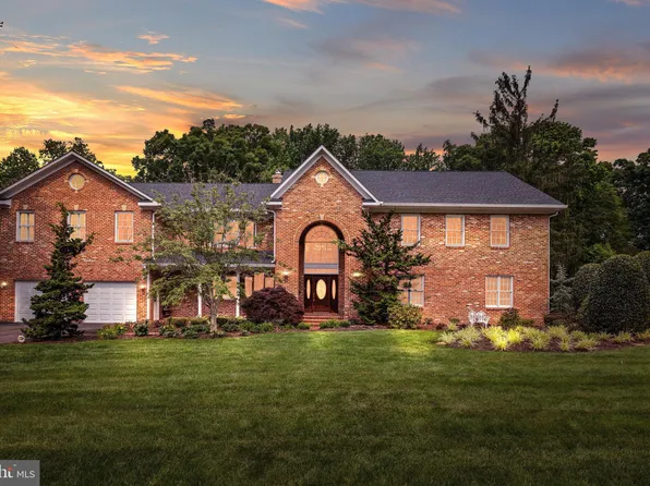 3130 Barbara Ln, Fairfax, VA 22031