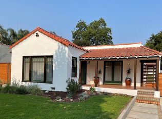 1118 N El Molino Ave, Pasadena, CA 91104