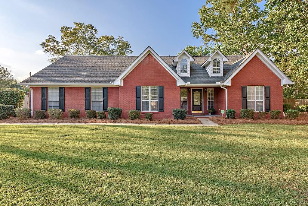 1310 Woodleigh Rd, Dothan, AL 36305 Zillow