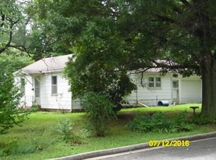 629 N Prewitt St, Nevada, MO 64772