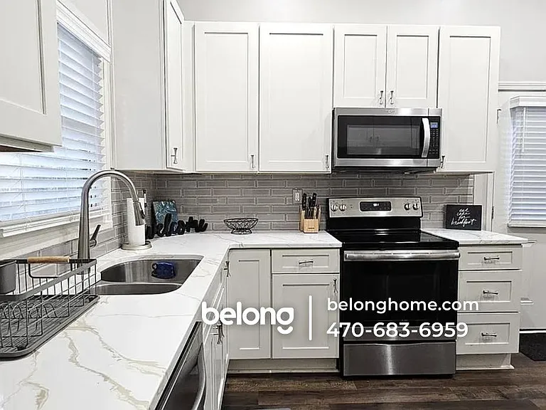 2511 Susan Ln SW — Photo 6
