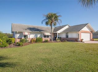 311 Woodview Dr, Tavares, FL 32778