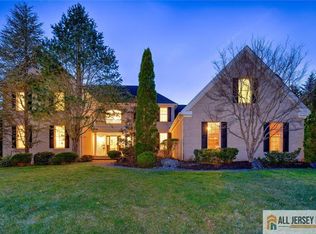 4 Stone Meadow Ct, Plainsboro, NJ 08536