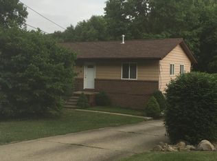 2916 Pressler Rd, Uniontown, OH 44685