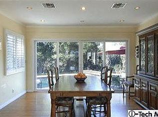 1975 Hilldale Dr, La Canada Flintridge, CA 91011