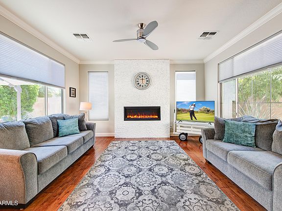 4th image of 39621 N Mill Creek Ct