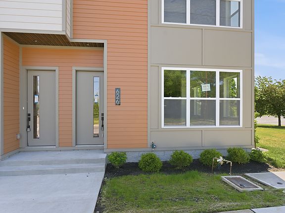 5th image of 626 40th Ave N