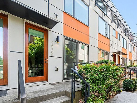 4th image of 3810 California Ave SW #B