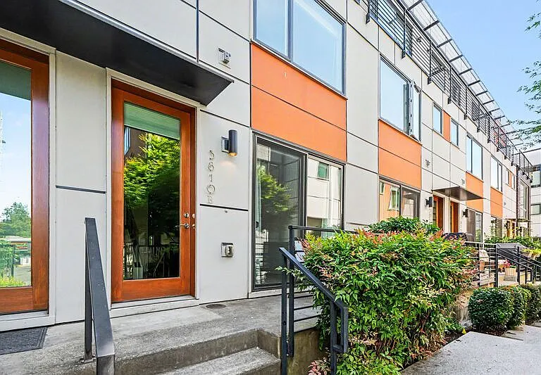 3810 California Ave SW #B — Photo 4
