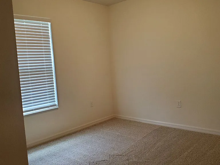 16536 Centipede St — Photo 9